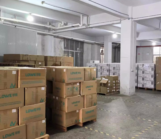 Strong technical team and warehouse